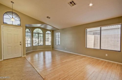 25841 66th Dr, Phoenix AZ  85083-1035 exterior