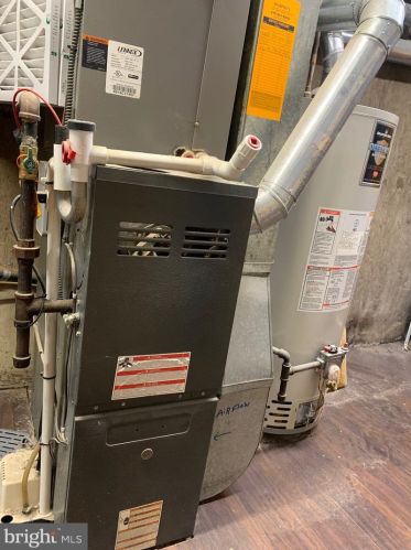 521 Pne St, Manor PA 19036-1011 exterior