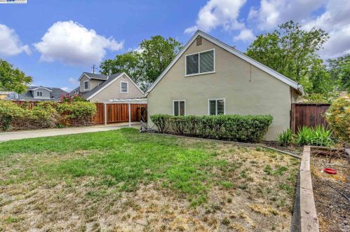 1479 Cape Cod Way, Concord CA  94521-2622 exterior