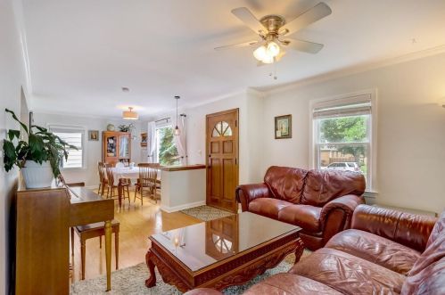 3172 80th St, Milwaukee WI  53219-3501 exterior