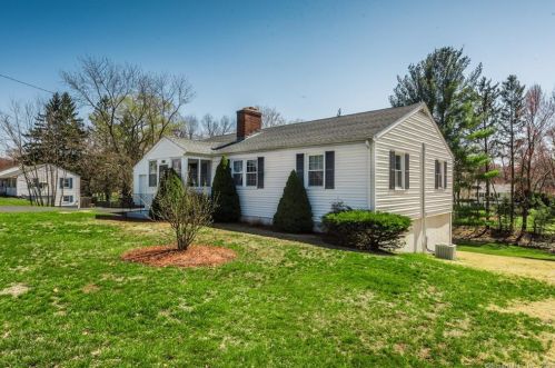 211 Frst St, Hartford CT 06118-2349 exterior