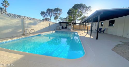 5754 18th St, Tucson AZ  85711-5106 exterior