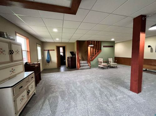 3613 Haines Rd, Duluth MN 55811-3733 exterior