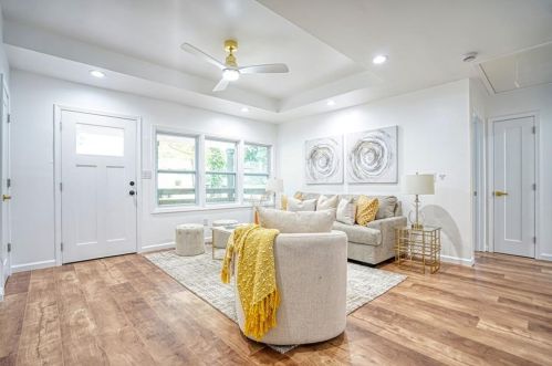 344 Camfield Ct, Atlanta GA exterior