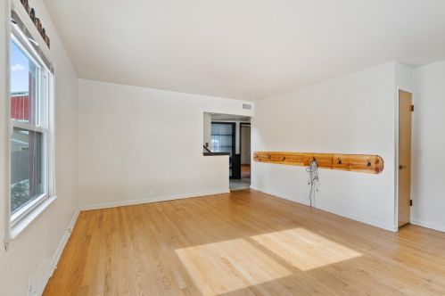 4449 83rd St, Milwaukee, WI 53220-3307