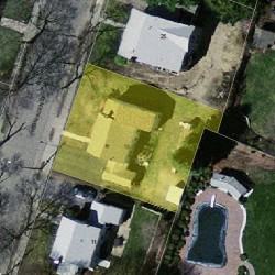 19 Fessenden St, Newton MA  02460-1117 aerial view