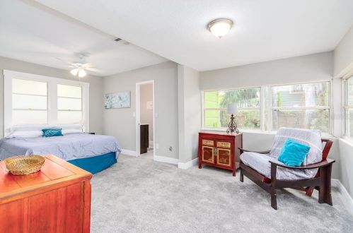 312 Hanna Ave, Tampa FL 33614-3607 exterior