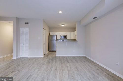 1329 10 St, Washington DC 20002-3718 exterior