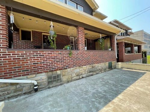 7324 Princeton Pl, Pittsburgh, PA 15218-2041