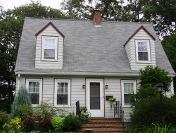 75 Carl St, Newton, MA 02461-1905