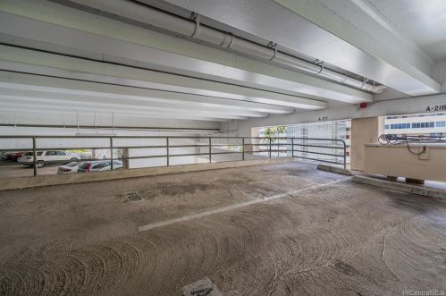 2333 Kapiolani Blvd, Honolulu HI  96826-4485 exterior