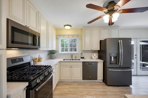 1106 Meade Ave, Fullerton CA 92833-3437 exterior