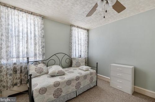 3223 Longshore Ave, Philadelphia PA 19149-2025 exterior