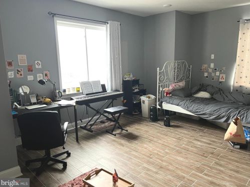 1306 Carlisle St, Philadelphia PA 19132-4505 exterior