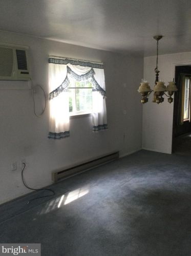 123 Nicholas Rd, Lancaster PA 17603-9423 exterior