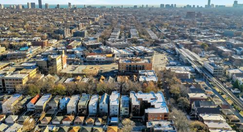 4710 Artesian Ave, Chicago IL 60659-5035 exterior