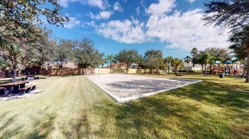 112 Berkeley Ave, Fort Pierce FL 34986-3594 exterior