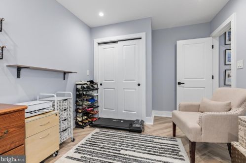 1101 44th Pl, Washington DC  20019-4906 exterior