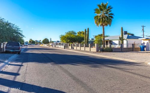 5852 30 St, Tucson AZ 85713-3606 exterior