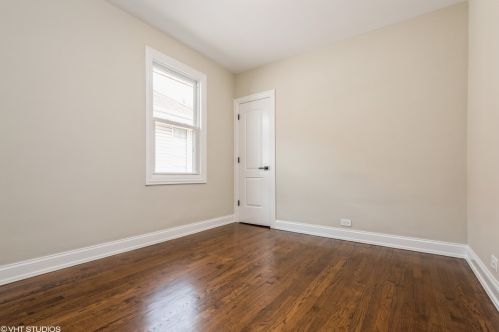 2812 75 Ave, Chicago IL 60707-1429 exterior