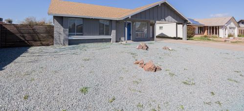 12642 42nd Ave, Phoenix, AZ 85029-1912