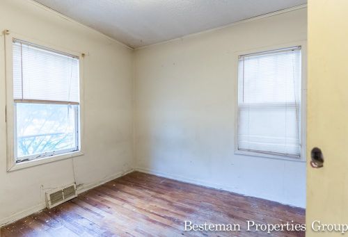 1121 Wilson Ct, Meskegon MI 49441-5150 exterior