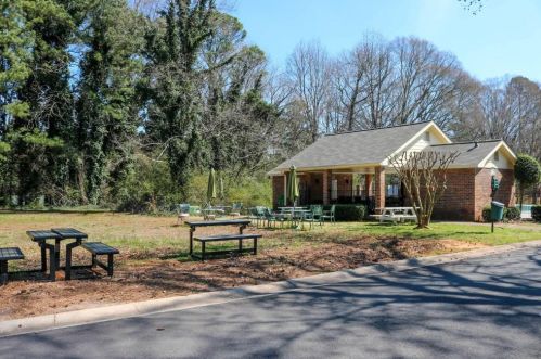 4333 Lehaven Cir, Tucker GA 30084 exterior