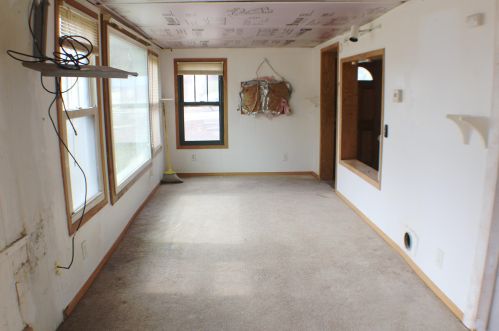 172 61st St, Milwaukee, WI 53214-1811