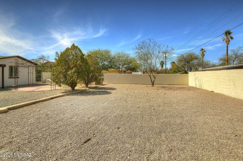 2711 Linden St, Tucson AZ 85719-3631 exterior