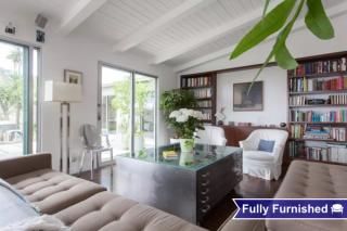 7544 Mulholland Dr, Los Angeles CA  90046-1239 exterior