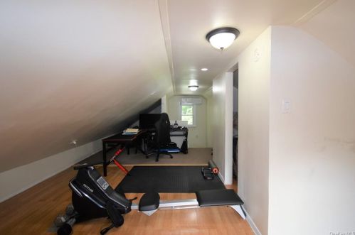 239 5th St, Mount Vernon NY 10553-2117 exterior