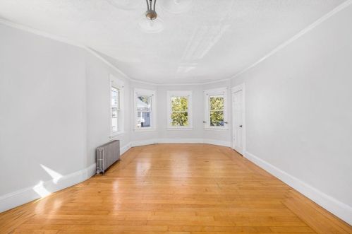 86 Georgia Ave, Providence RI 02905-5409 exterior