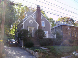 70 Warren St, Newton, MA 02459-2360