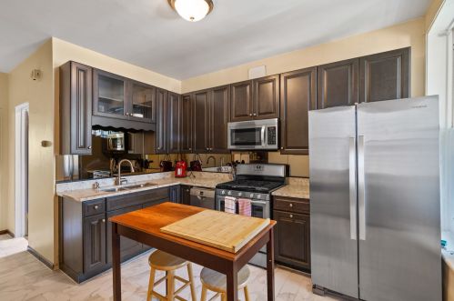 3009 Belden Ave, Chicago IL 60647-2804 exterior