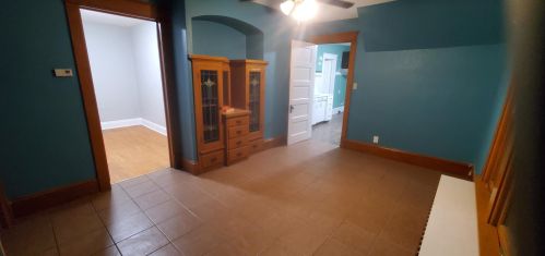 2568 29 St, Milwaukee WI 53215-2906 exterior