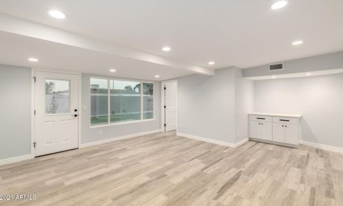 3041 Elm St, Phoenix AZ  85016-5036 exterior