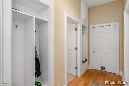 3031 Thorncrest Dr, Grand Rapids MI 49546-7358 exterior