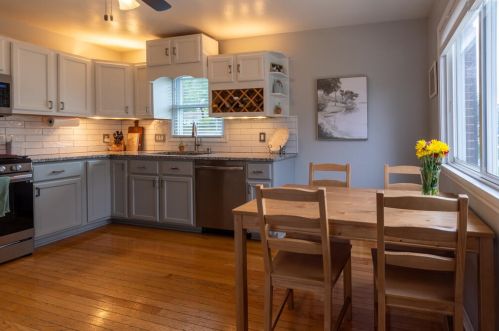 2531 80, Milwaukee WI 53213-1008 exterior