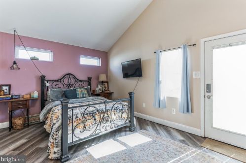 30 Norman St, Chester PA 19014-2107 exterior