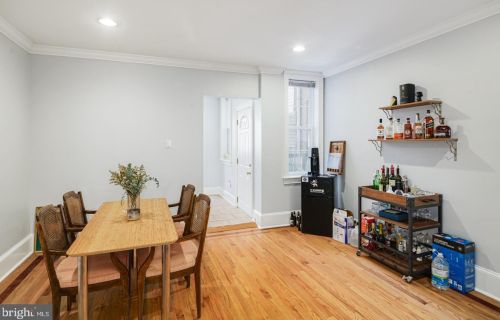 885 21 St, Philadelphia PA 19121-3901 exterior