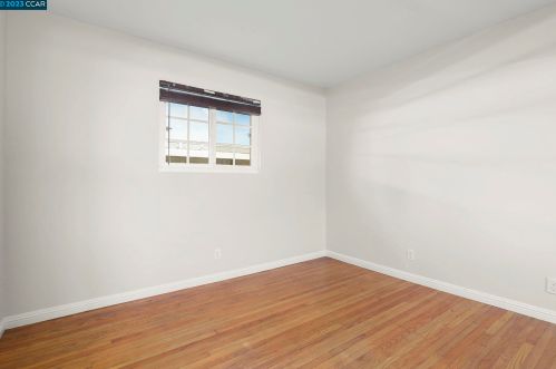 1872 Queens Rd, Concord CA  94519-1722 exterior