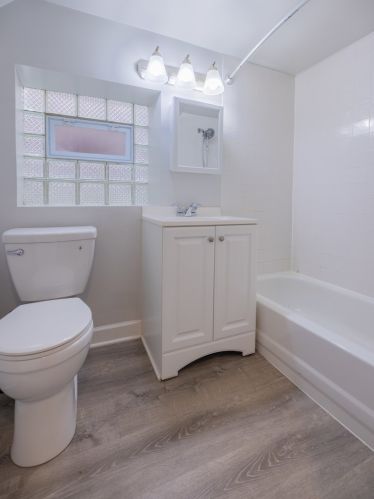 4848 Tripp Ave, Chicago IL 60629-5743 exterior