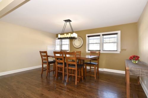 6004 60 St, Chicago IL 60638-4315 exterior