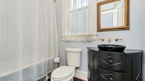 4841 Hoyne Ave, Chicago IL 60625-1306 exterior