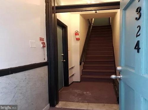 324 18 St, Philadelphia PA 19140-1014 exterior