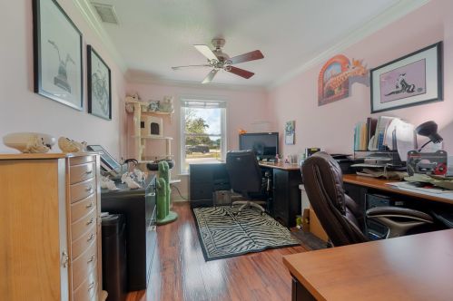 8204 Little Beth Dr, Boynton Beach FL 33472-1136 exterior