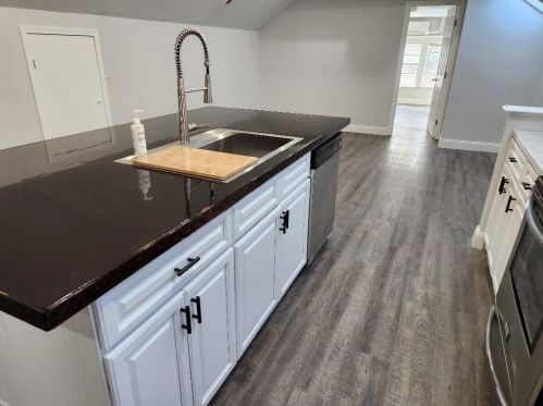 668 Grove St, Woonsocket RI  02895-5816 exterior