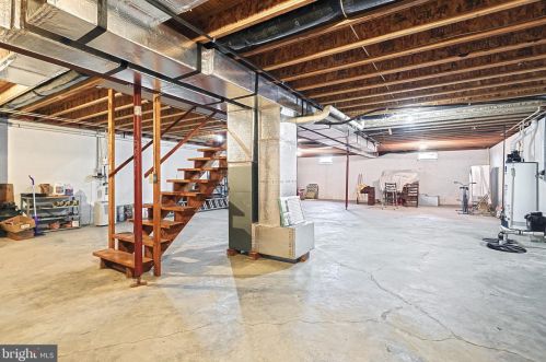 109 Wheaton Dr, Littlestown PA 17340-1357 exterior