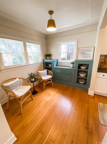 308 Woods Ave, Fullerton CA  92832-1641 exterior