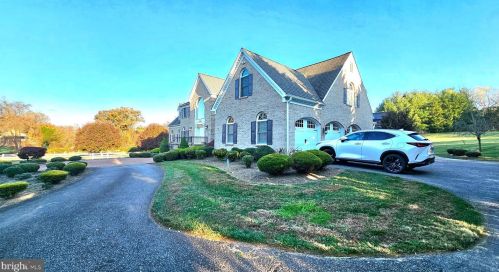 17815 Fraley Farm Rd, Rockville MD 20855-1664 exterior